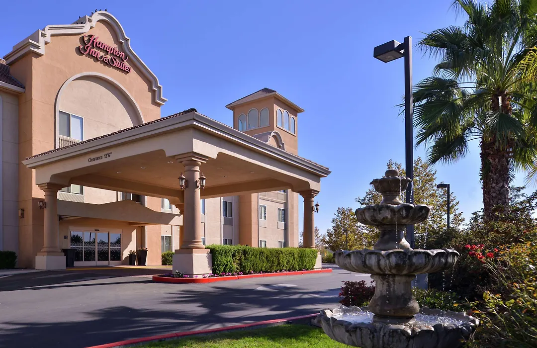 Hampton Inn & Suites Woodland-Sacramento Area-1
